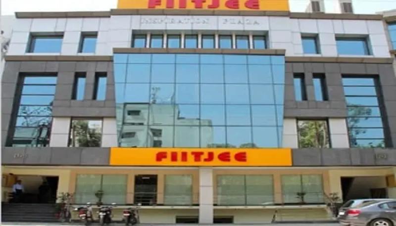 FIITJEE South Delhi cover